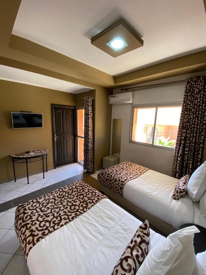 Hotel Velsatis Bani Mallal Zewnętrze zdjęcie