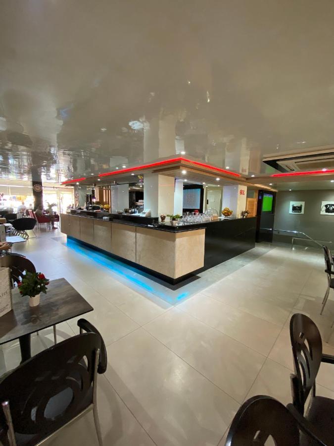 Hotel Velsatis Bani Mallal Zewnętrze zdjęcie