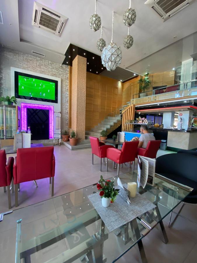 Hotel Velsatis Bani Mallal Zewnętrze zdjęcie