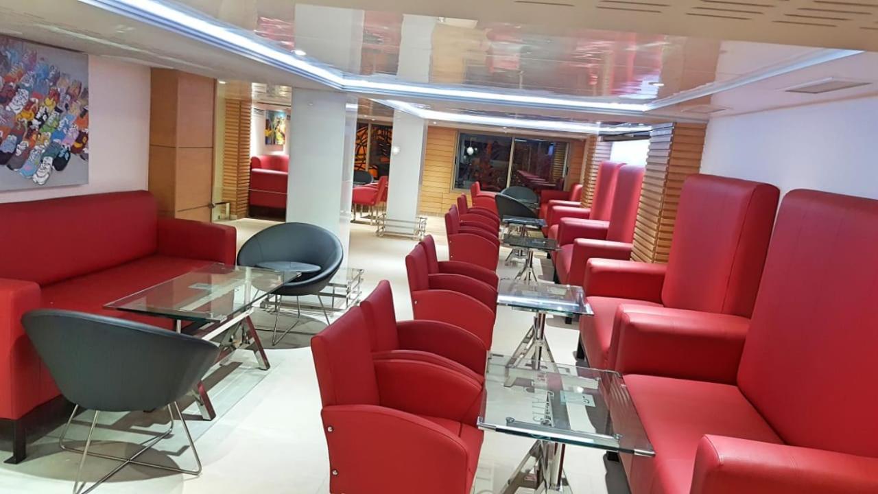 Hotel Velsatis Bani Mallal Zewnętrze zdjęcie